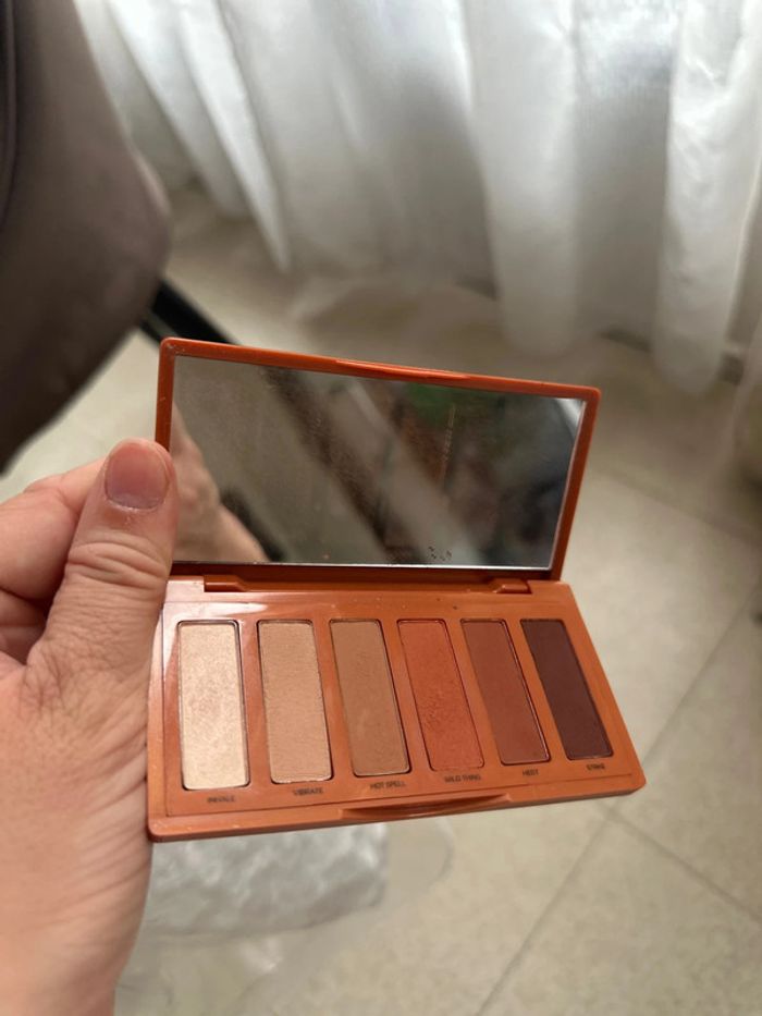 Palette maquillage Naked petite heat - Urban Decay - photo numéro 3