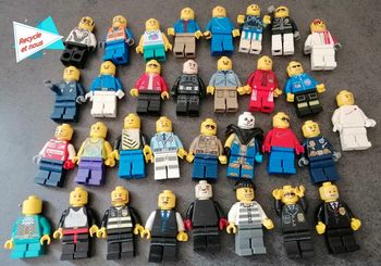 lot de 32 figurines  lego