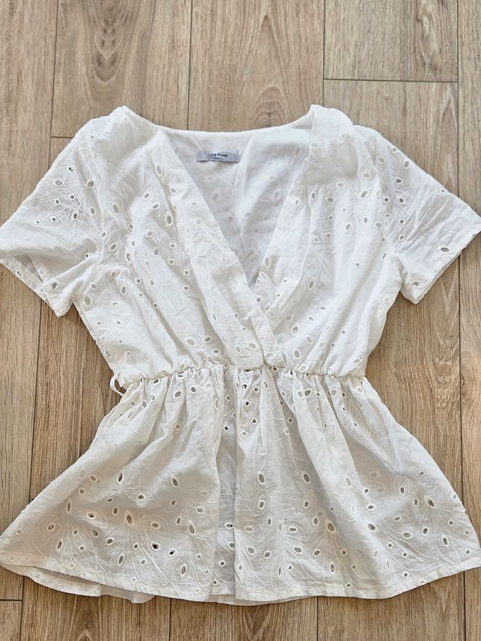 Blouse neuve taille 34 - photo numéro 2