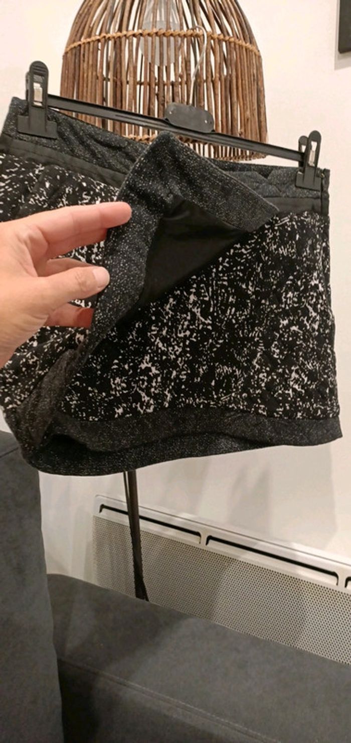 Mini jupe Pull&Bear Taille M neuve - photo numéro 4
