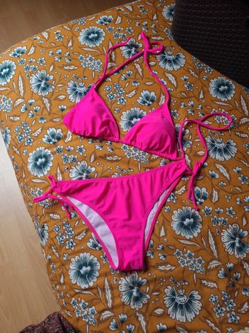 Maillot de bain 2 pièces fushia