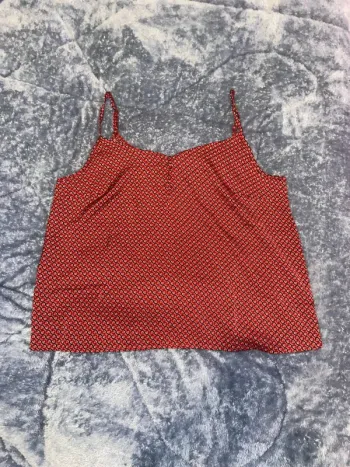 Top rouge