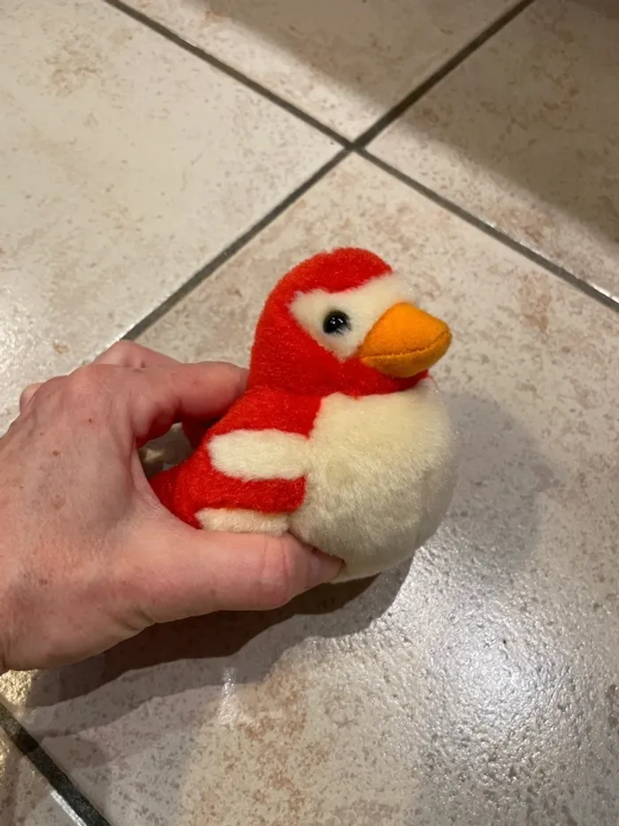 Peluche oiseau (non musical) rouge - photo numéro 2