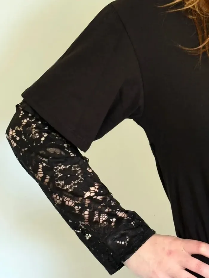 T shirt manche dentelle - photo numéro 2