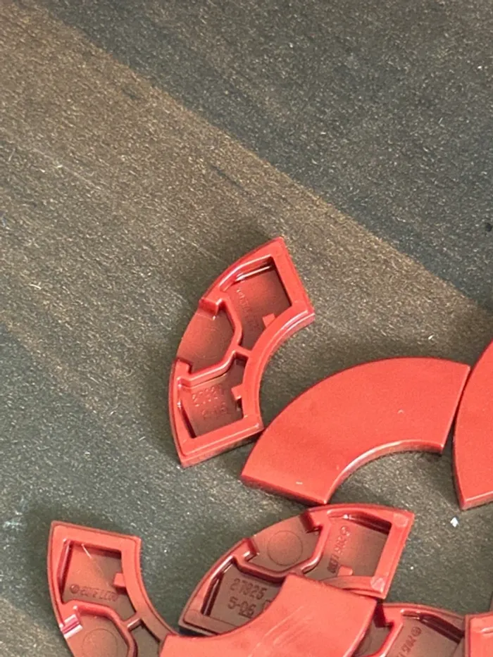20 Lego Tile, Round Corner 2 x 2 Macaroni ref 27925 Dark Red - photo numéro 3