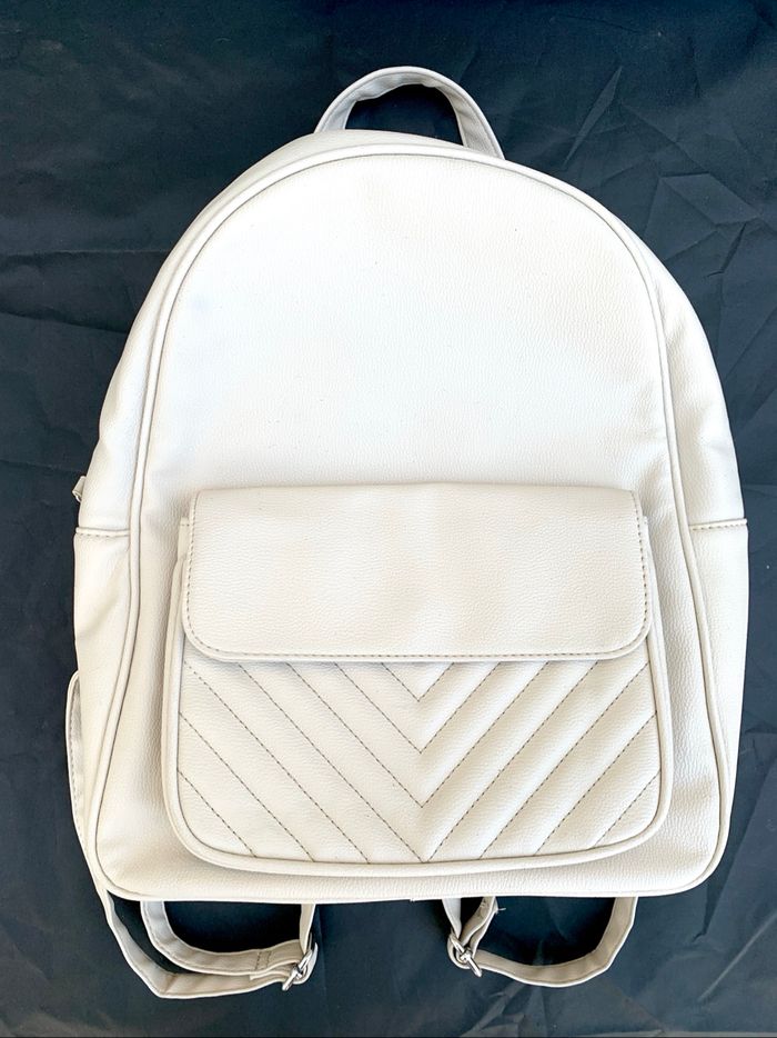 Sac à main / sac à dos simili cuir beige Primark
