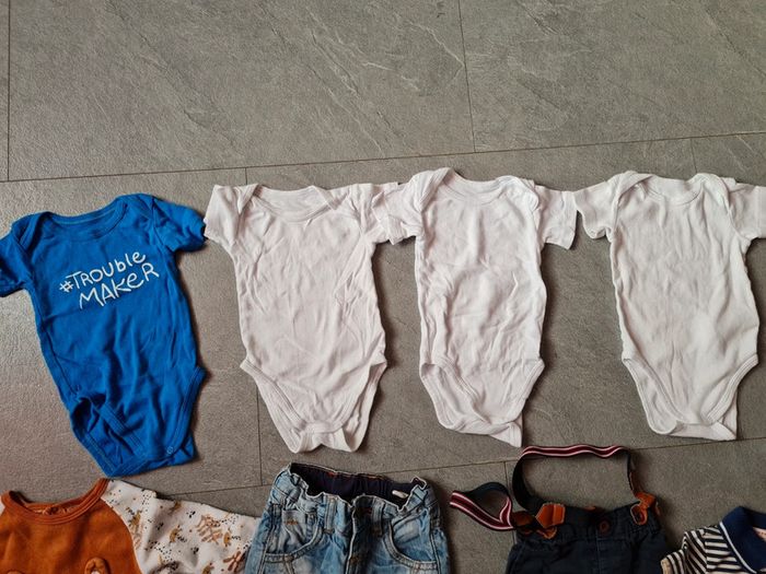 Lot taille 6 mois en bon état - photo numéro 4