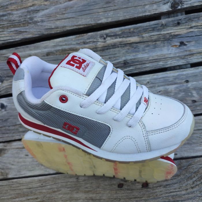 Basket vintage running retro DC shoes Luna de 2005 taille 37 - photo numéro 10