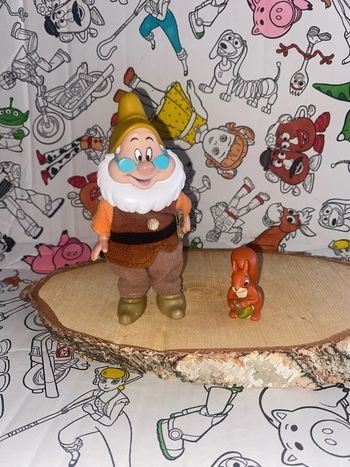 Nain et écureuils Disney