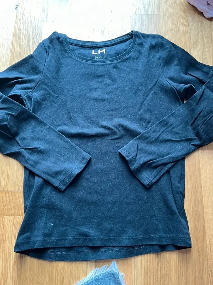 Lot de tee shirt - photo numéro 4