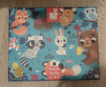 Puzzle xxl janod avec poster