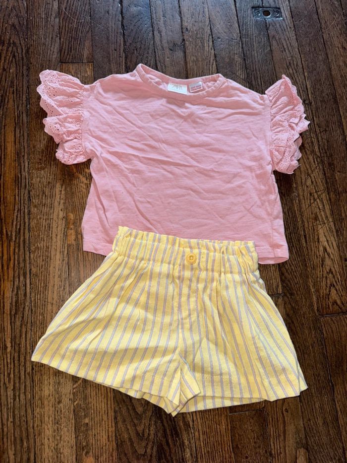 T-shirt et short Zara 12 mois - photo numéro 1