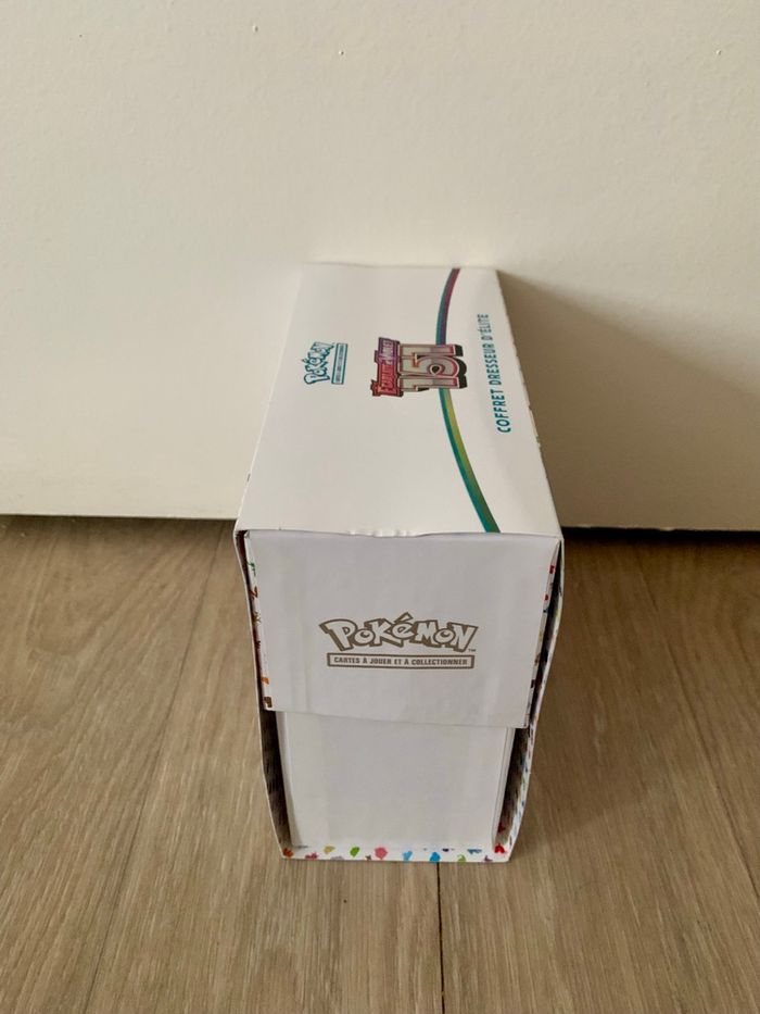 ETB - Coffret Dresseur d’Élite 151 Ronflex avec goodies - photo numéro 3