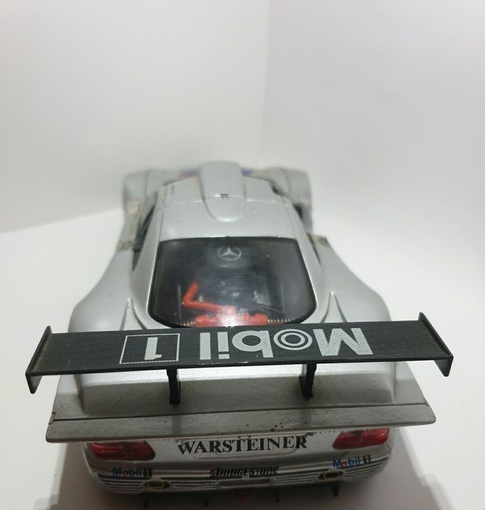 Maisto Mercedes-Benz CLK GTR D2 Privat #2 1/18 - GT Racing Warsteiner🏁 (pour pièces) - photo numéro 5