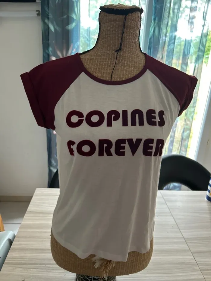 T-shirt follow me
