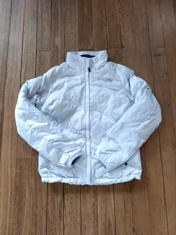 Doudoune femme the North face 550 plume d'oie blanc nacré L/G