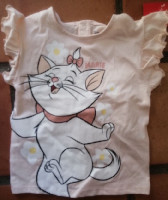 T-shirt neuf manches courtes