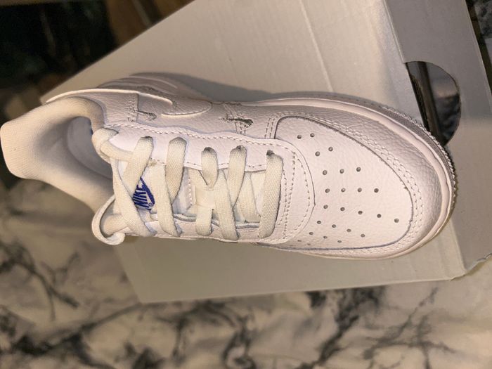 Air Force 1 enfant jamais porté - photo numéro 2