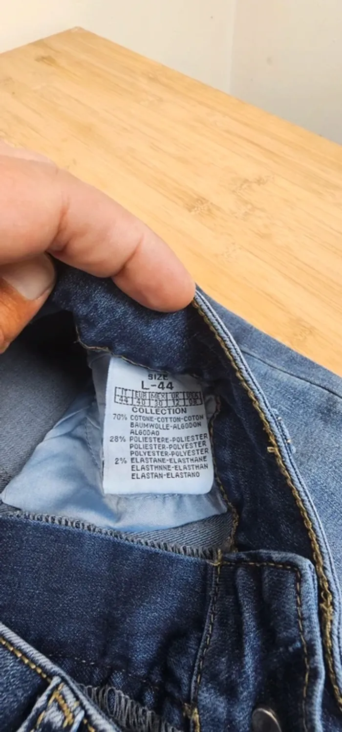 Jeans size + fantaisie T: 40 - photo numéro 7