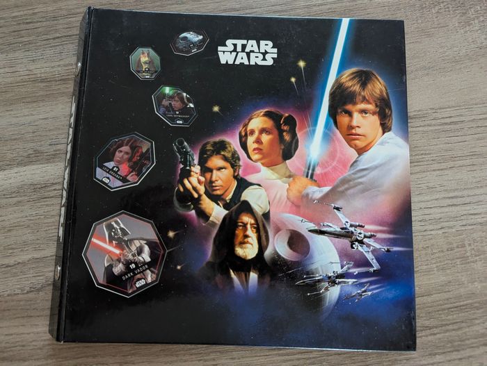Vend 2 classeurs de cartes collection star wars - photo numéro 2