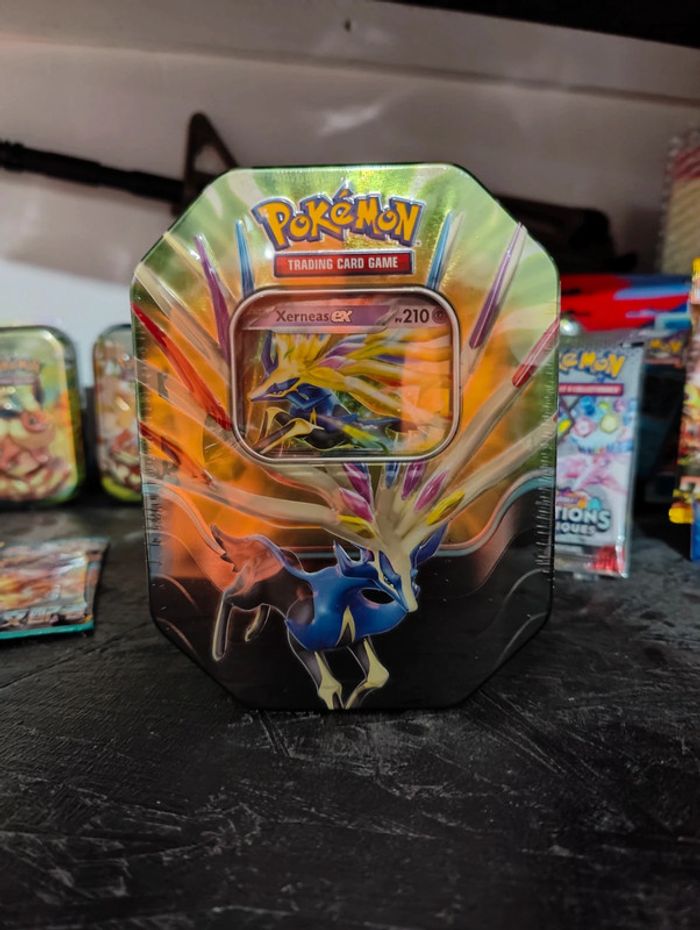 Pokebox 2025 Xerneas Scellé neuf