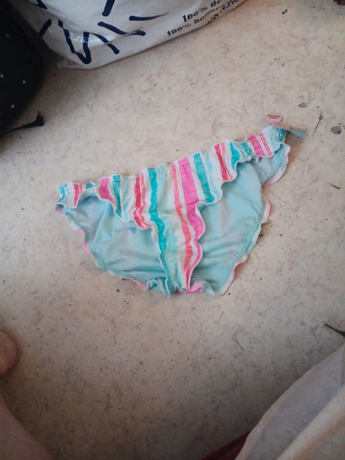 Bas de maillot neuf ardene t. Xl pas de vinted go