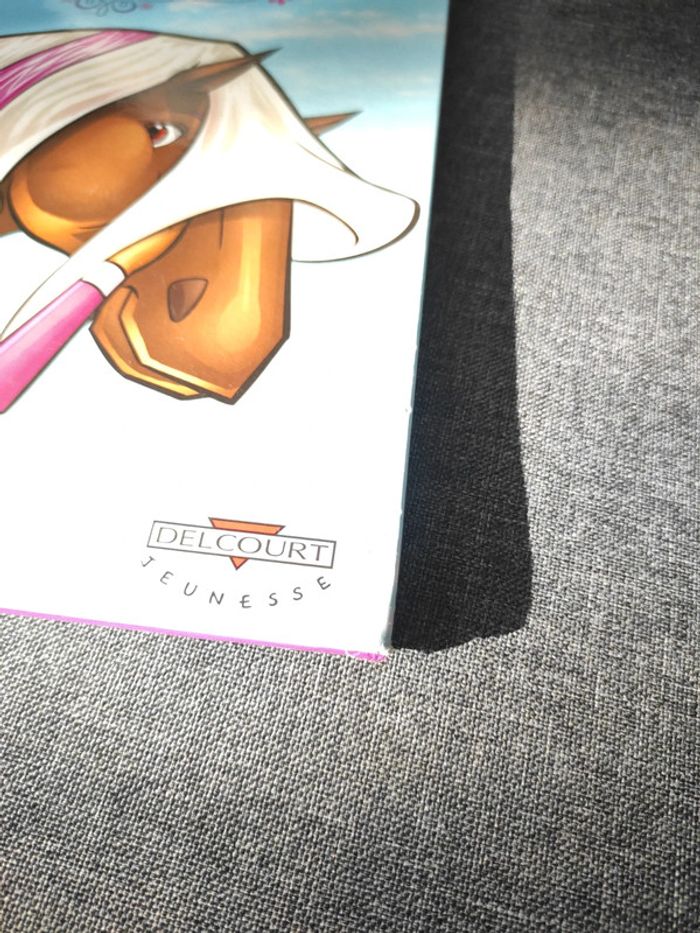 BD Horseland tome 4 - photo numéro 4