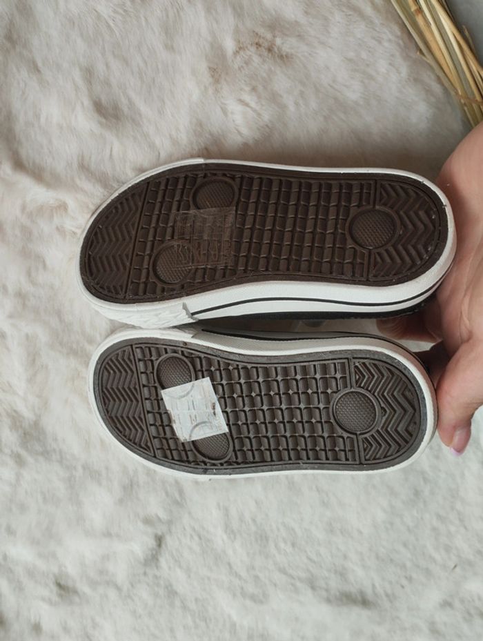Chaussure en toile - photo numéro 5