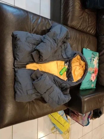 Manteau neuf okaidi 14 ans
