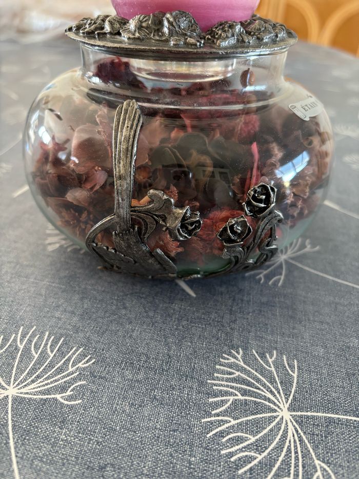 Pot pourri en étain - photo numéro 5