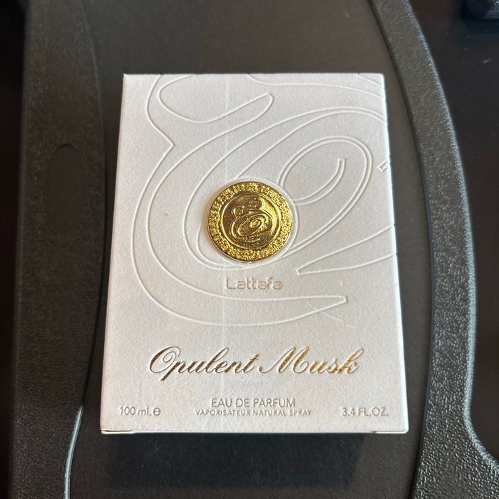 Eau de Parfum neuf lattafa opulent musk