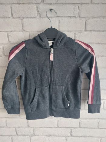 Veste avec capuche H&M taille 6 ans