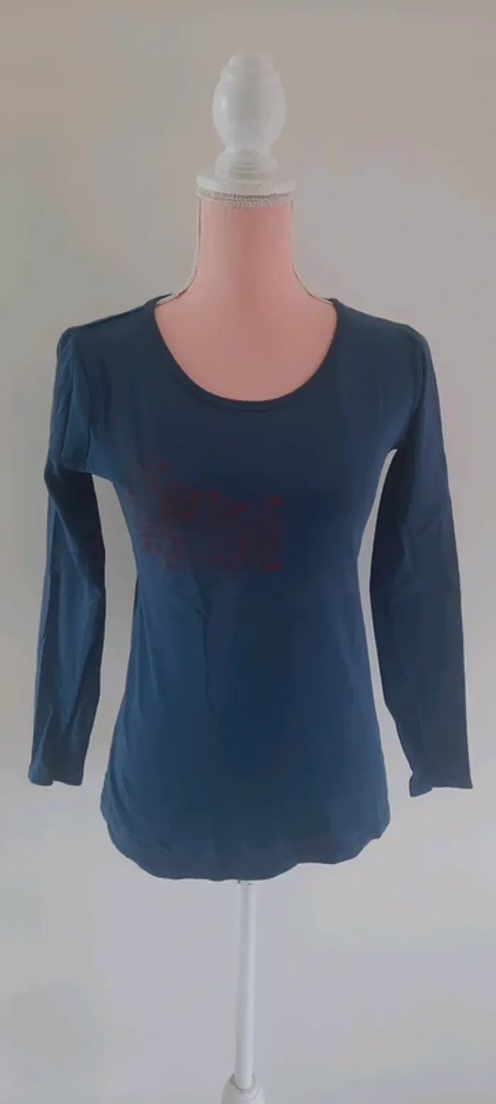 Tee shirt
