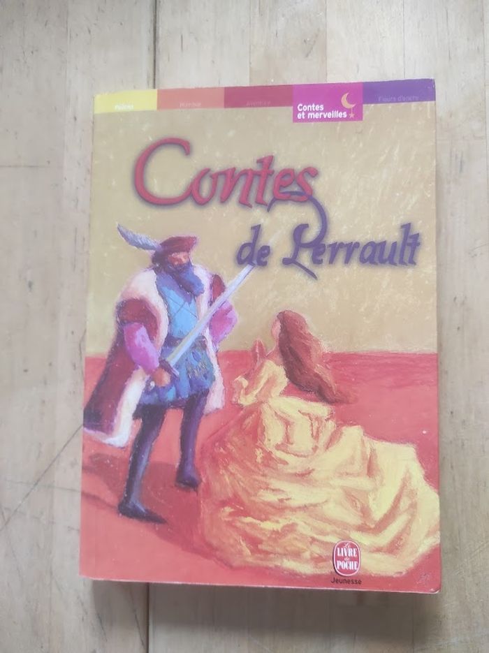 Contes Charles Perrault Livre de Poche Jeunesse 2002 - photo numéro 1