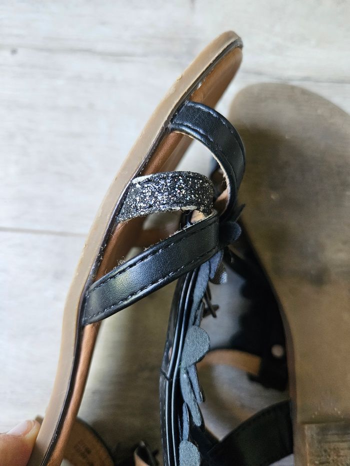 Sandales noires fleuries 38 - photo numéro 6