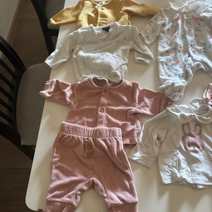 Lots de vêtements de naissance fille - photo numéro 4