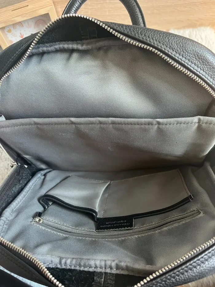 🎒 Sac à dos noir Gérard Hénon Signe le cuir – Élégance & praticité (31x35x8 cm) - photo numéro 6
