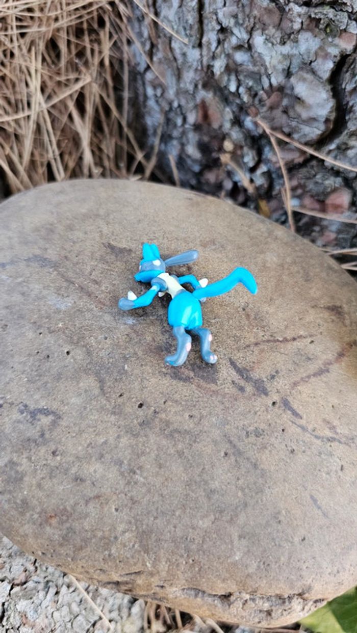 Super petite figurine Pokemon Nintendo lucario - photo numéro 3