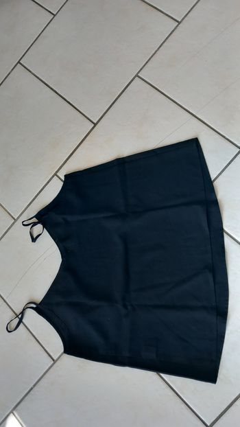 Tunique noire à bretelles kiabi 38/40 femme tbe