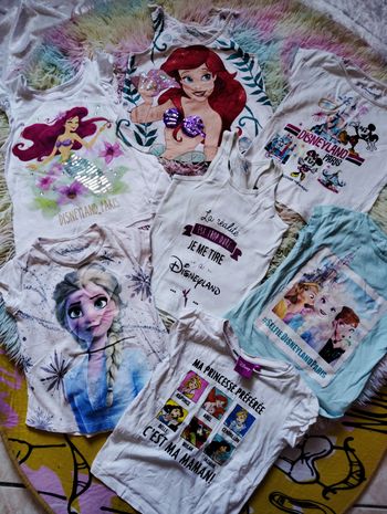 Lot tee shirts 4 ans disneyland paris Ariel elsa disney