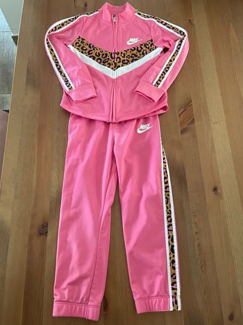 Survêtement Nike léopard fille 3-4 ans