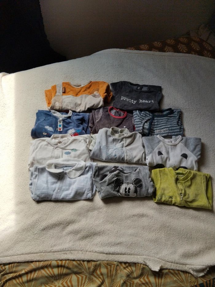 Lot pyjamas velours