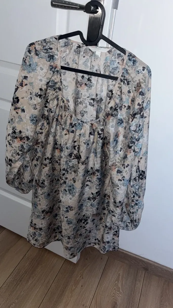 Magnifique petite robe d'été fleurs - photo numéro 2