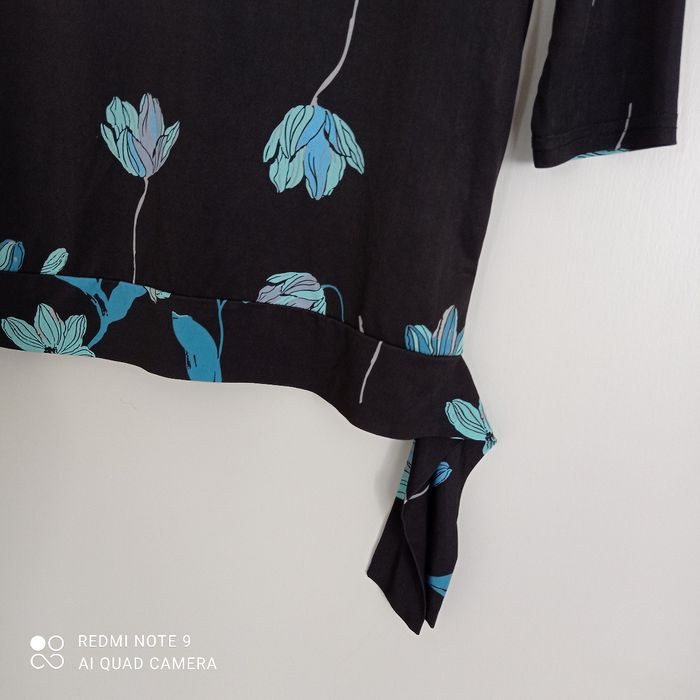Top noir à fleurs turquoise t38/40 - photo numéro 3