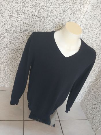 Pull bleu marine col V – Taille M (48/50) – Basique élégant & confortable