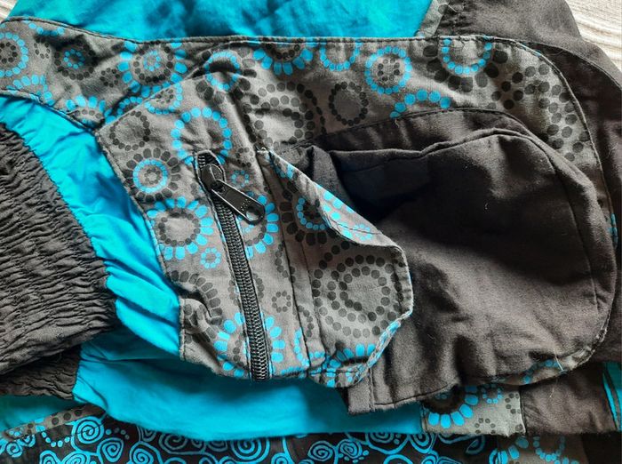Superbe sarouel bleu fabriqué au Népal avec symboles - photo numéro 5