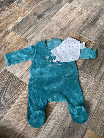 Pyjama ourson  vert 1 mois
