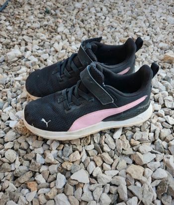 Baskets Puma pointure 35