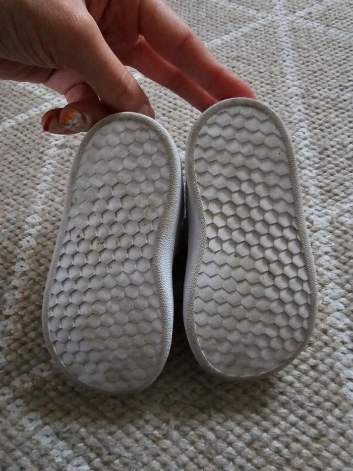 Baskets blanches scratch - Adidas - 19 - photo numéro 5
