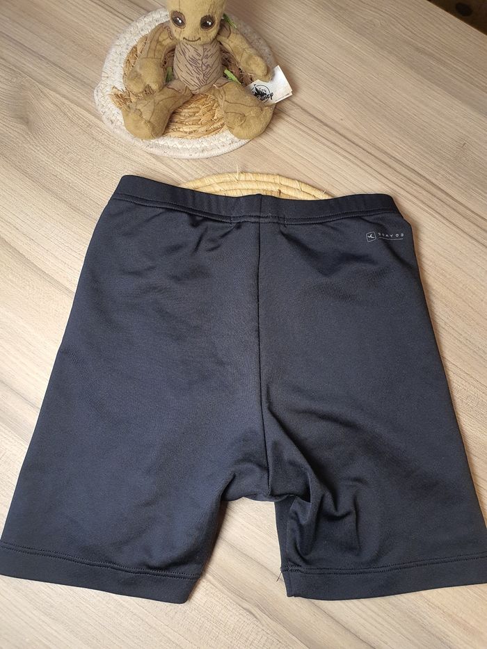 Short de bain 10 ans Domyos TBE - photo numéro 4